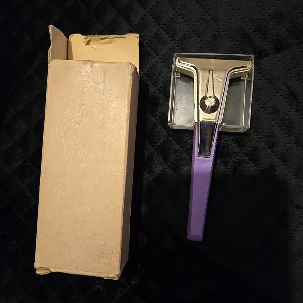 Gillette1971 R3 Gillette Purple Techmatic Razor - Picture 2 of 7